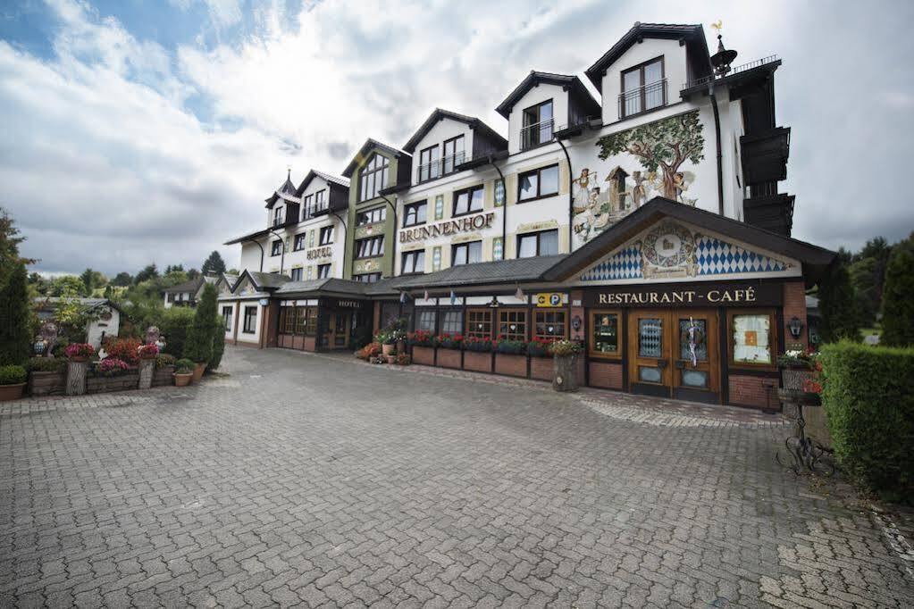 Best Western Hotel Brunnenhof Weibersbrunn Bagian luar foto